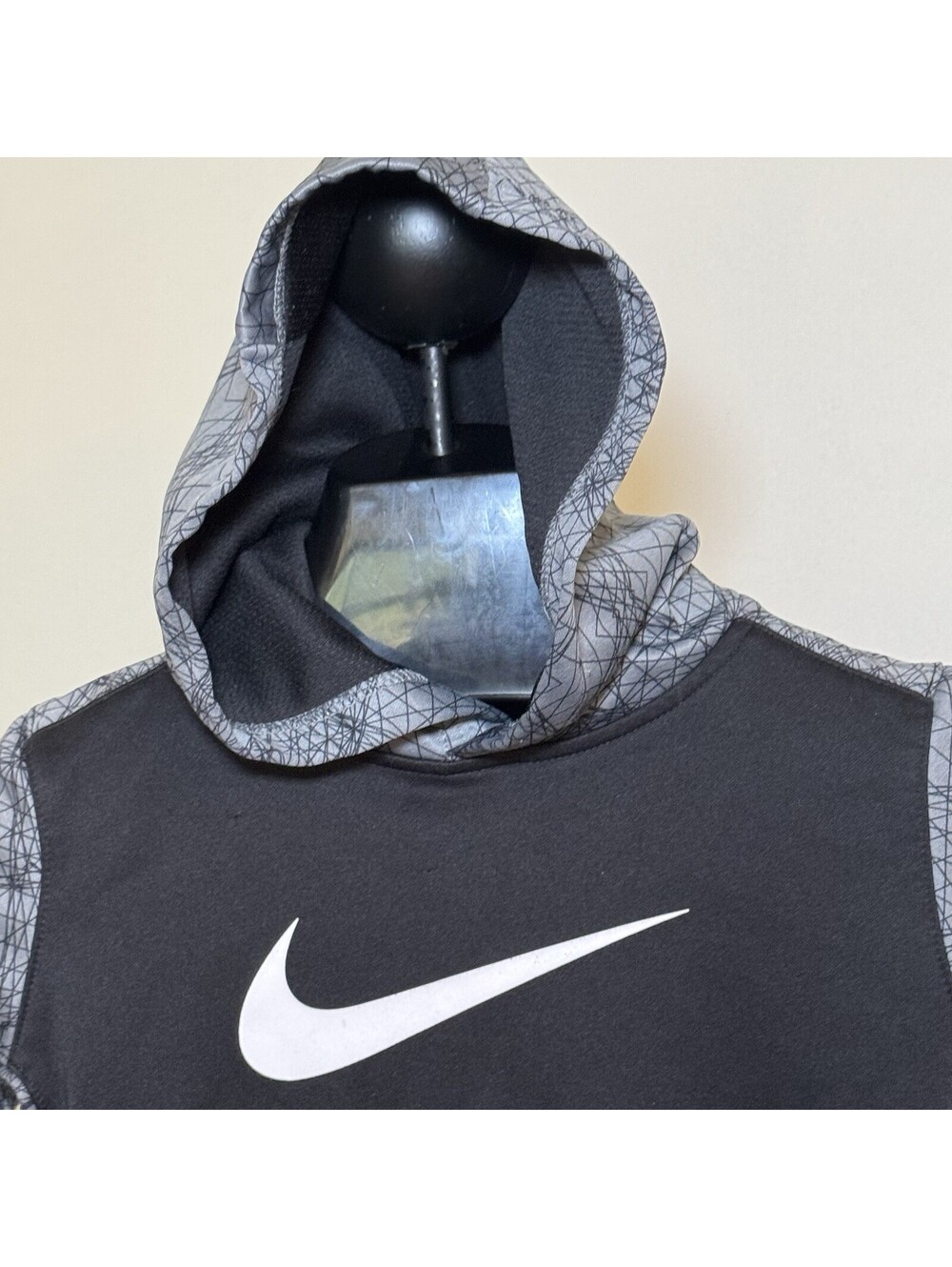 Nike Dri-Fit Boys Size Medium 5-6 Yrs Hoodie Pullover Black & Gray